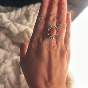 VINTAGE NAVAJO CORAL STERLING SILVER RING